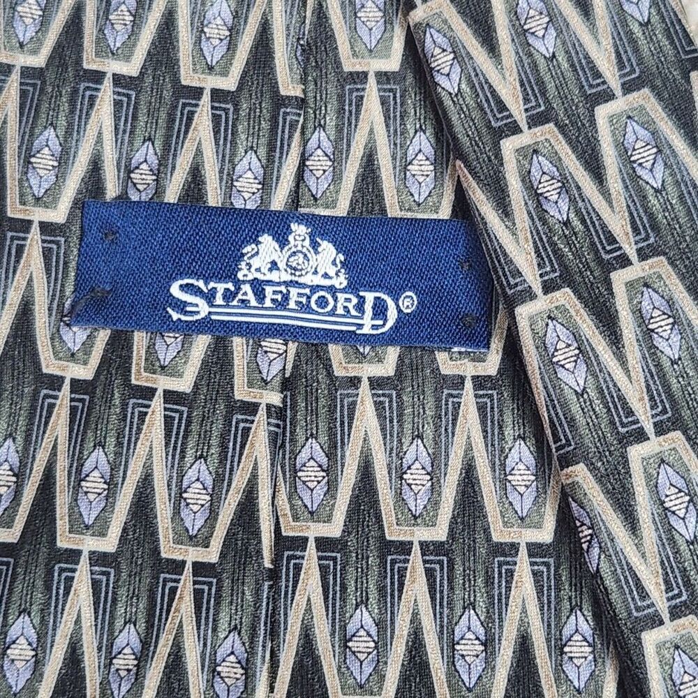 Stafford Green Geometric Silk Tie - Picture 5 of 5